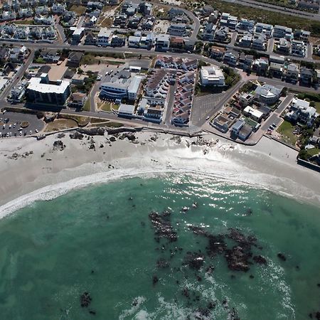 Small Bay Guest House Bloubergstrand Exterior foto
